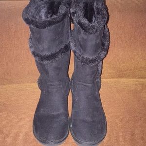 Momma it’s COLD outsid☃️